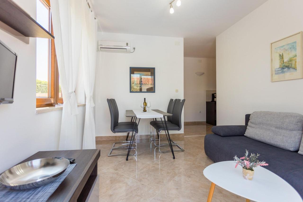 פאז'אנה Apartman Mia מראה חיצוני תמונה